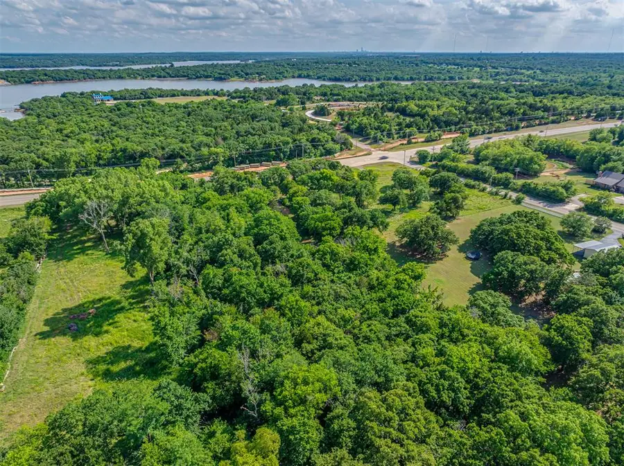 7121 E 2nd Street, Edmond, OK 73034 - #3