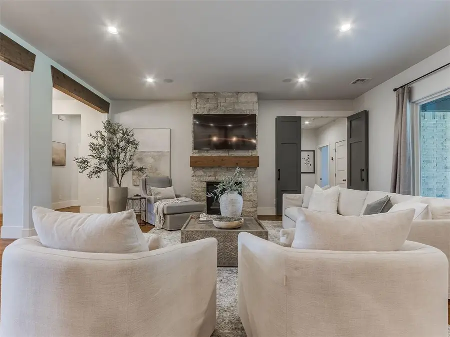 516 Sailboat Bridge Way, Edmond, OK 73034 - #2