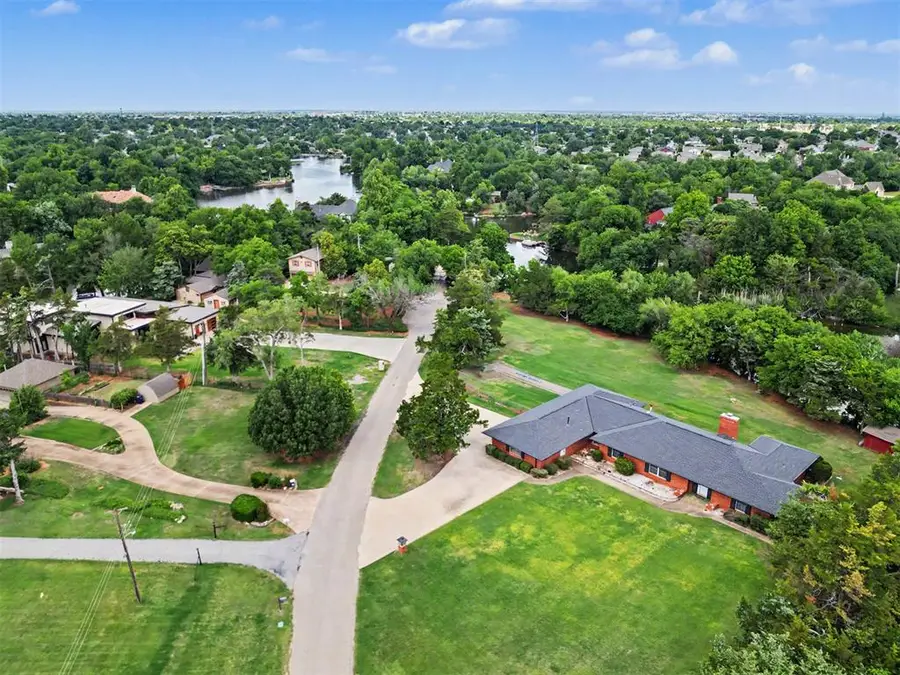 9600 Silver Lake Drive, Oklahoma City, OK 73162 - #2