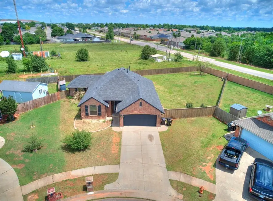 3404 Paul Drive, Moore, OK 73160 - #2