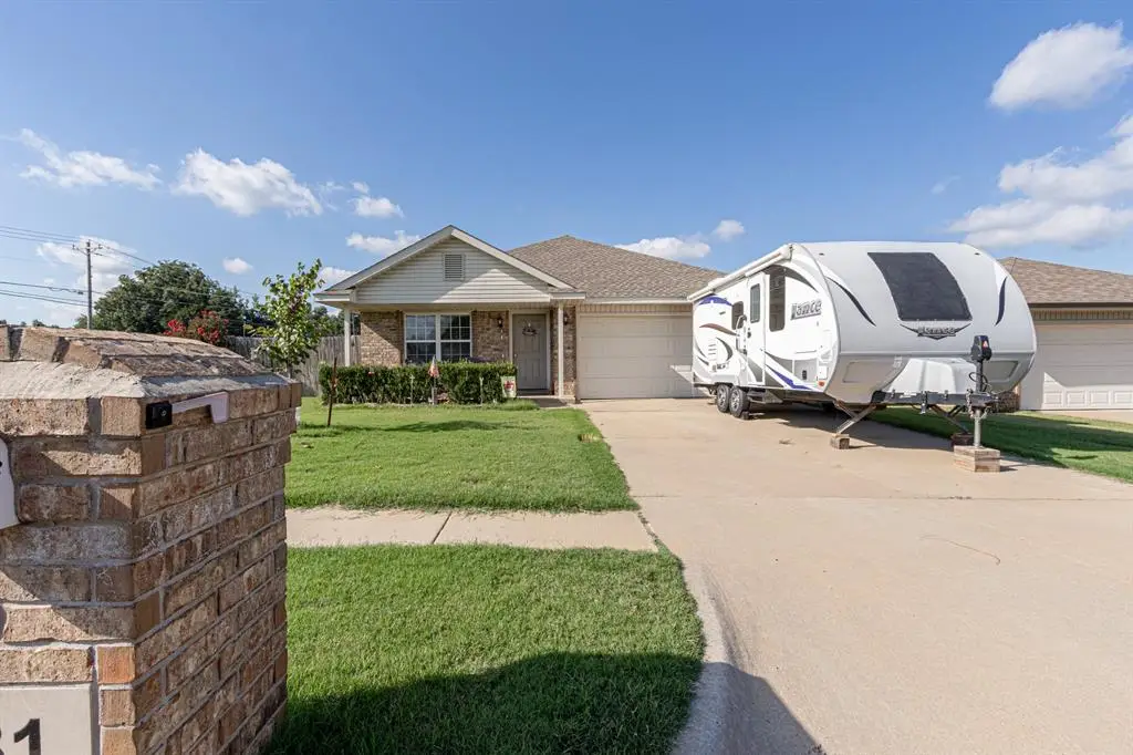 831 Monarch Way, Purcell, OK 73080 - #1