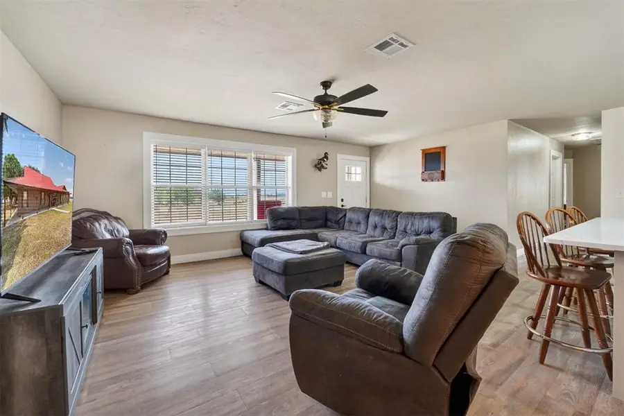 22982 N County Road 1940 Road, Mangum, OK 73554 - #3