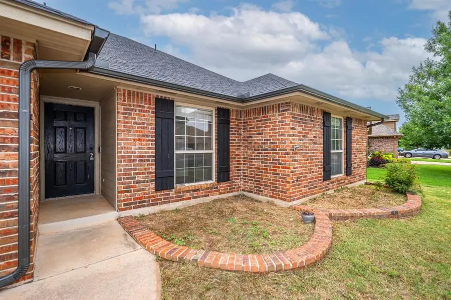 447 Oregon Trail, Edmond, OK 73003 - #2