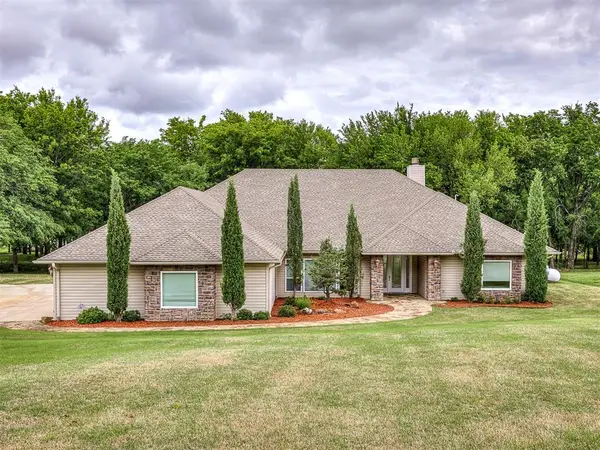 47 Falcon Nest Road, Eufaula, OK 74432