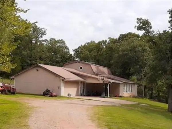 21303 E Trailridge Road, Tecumseh, OK 74873