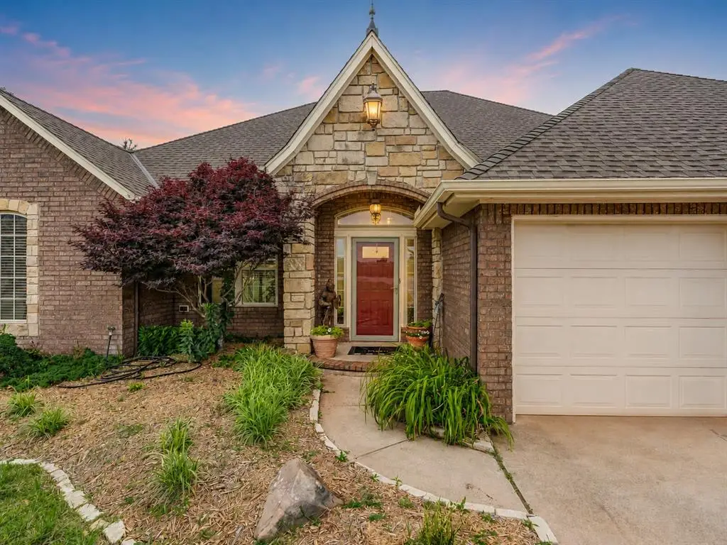 2805 NE Edmond Road, Piedmont, OK 73078 - #1