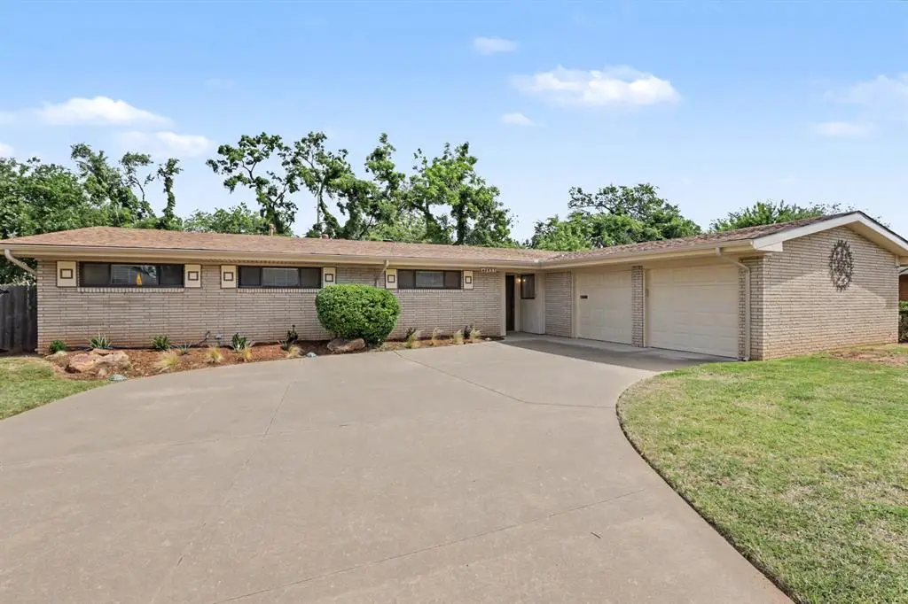 2421 NW 59th Street, Oklahoma City, OK 73112 - #1
