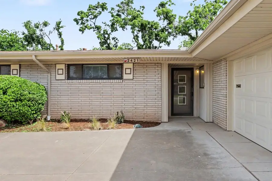 2421 NW 59th Street, Oklahoma City, OK 73112 - #3