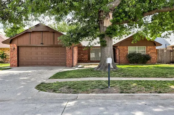 3108 N Glade Avenue, Bethany, OK 73008