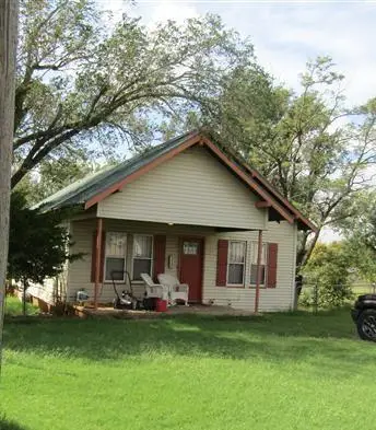 317 N 3rd Street, Weatherford, OK 73096 - #1