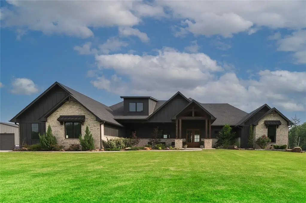 42611 Moccasin Trail Road, Shawnee, OK 74804 - #1