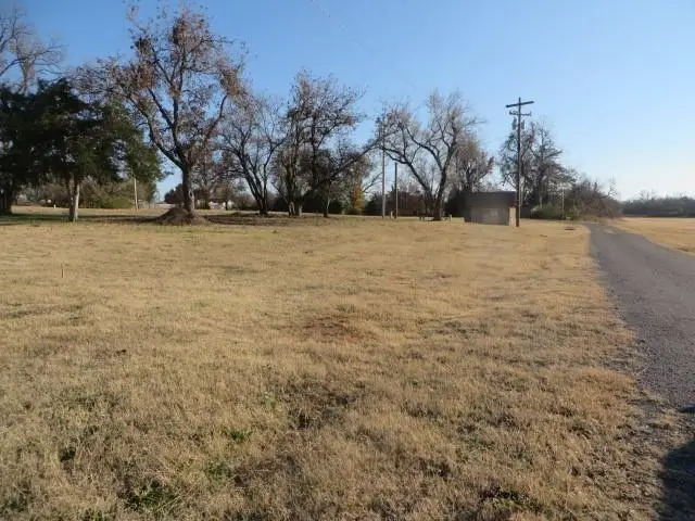 000 W Iowa Avenue, Chickasha, OK 73018 - #1