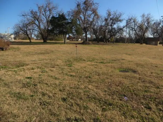 000 W Iowa Avenue, Chickasha, OK 73018 - #3