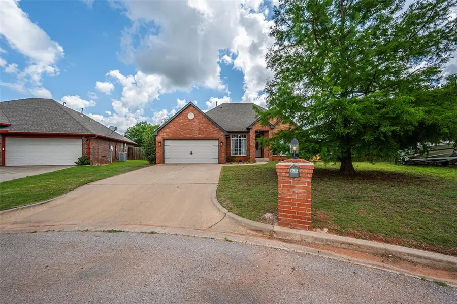 1606 Silver Oak Drive, Blanchard, OK 73010 - #2