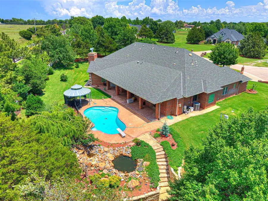 20611 Deer Springs Circle, Edmond, OK 73012 - #3
