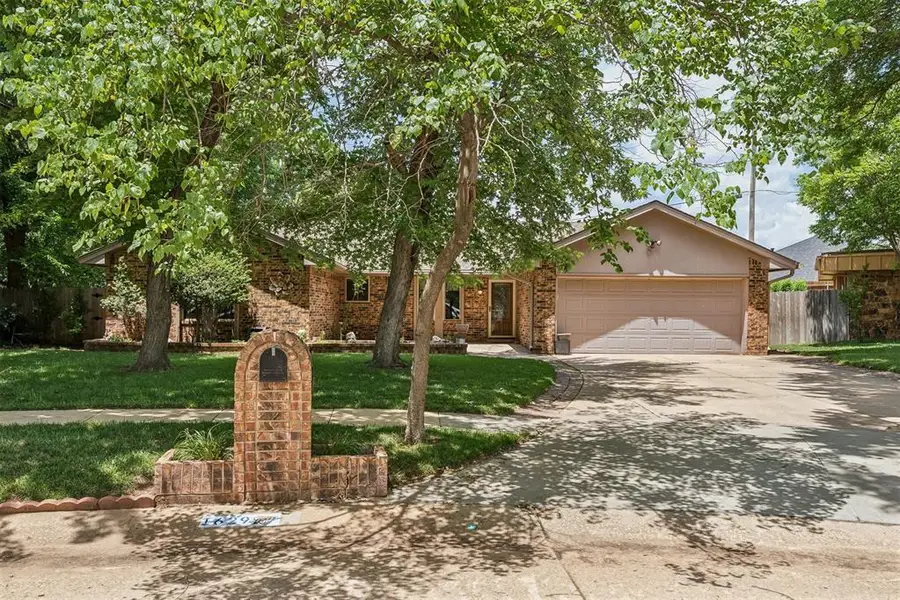 1629 Exeter Court, Oklahoma City, OK 73159 - #2