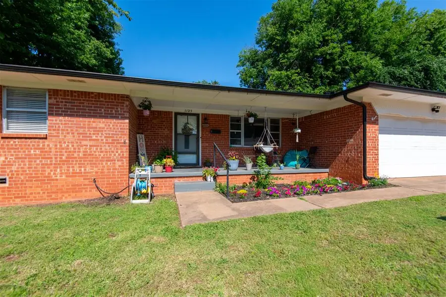 1125 N Walker Drive, Guthrie, OK 73044 - #2