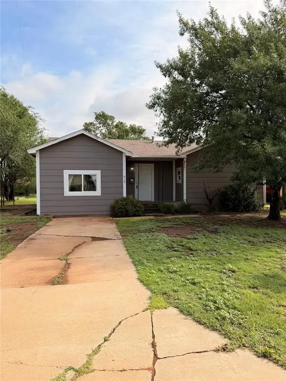919 Lee Ora Street, Altus, OK 73521