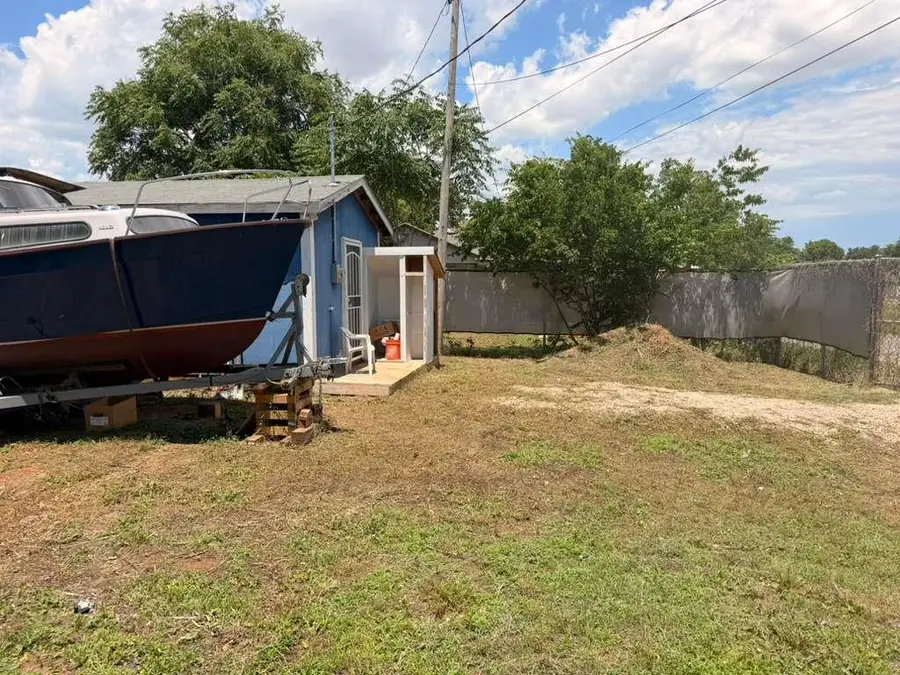 2711 S Virginia Avenue, Oklahoma City, OK 73108 - #2