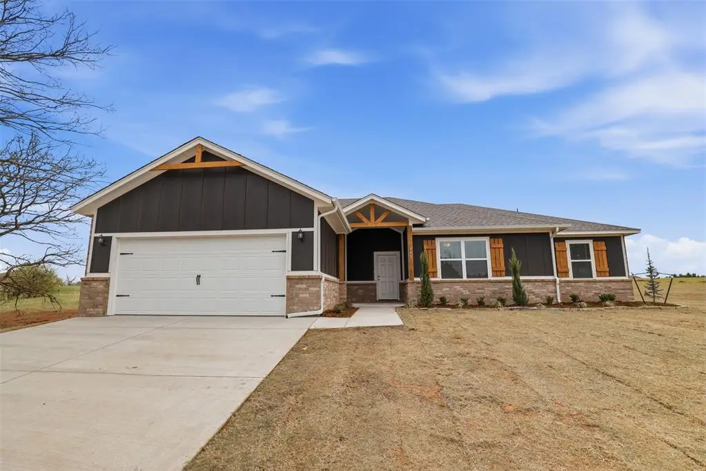 385 Cumberland Drive, Guthrie, OK 73044 - #1