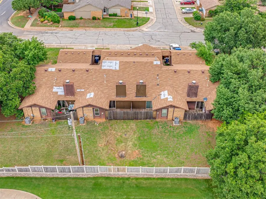 2910 Stonepoint Dr #2910, Edmond, OK 73034 - #2