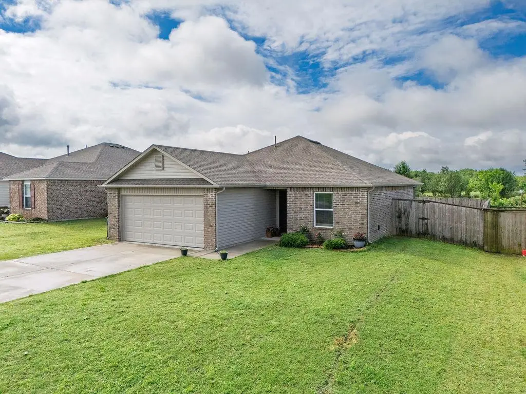 1917 Timber Dale Drive, Shawnee, OK 74804 - #1