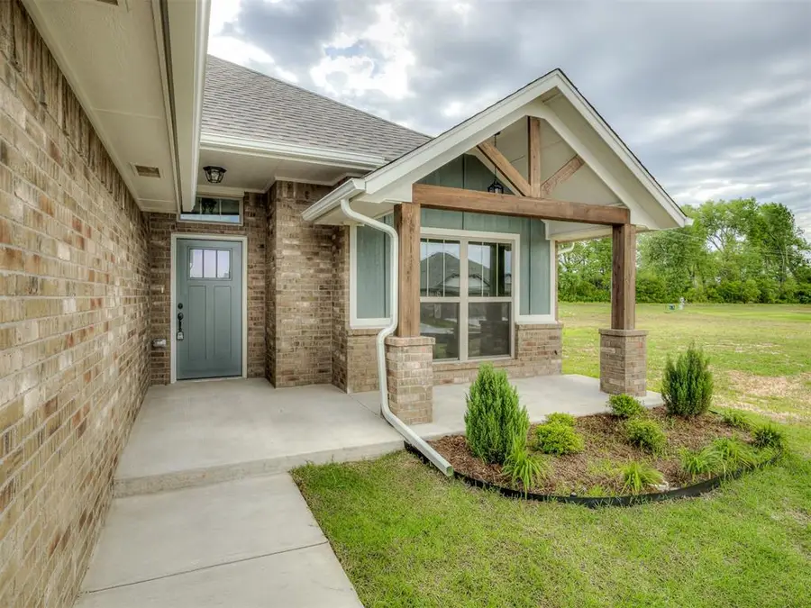 7620 Three Woods Lane, Yukon, OK 73099 - #2