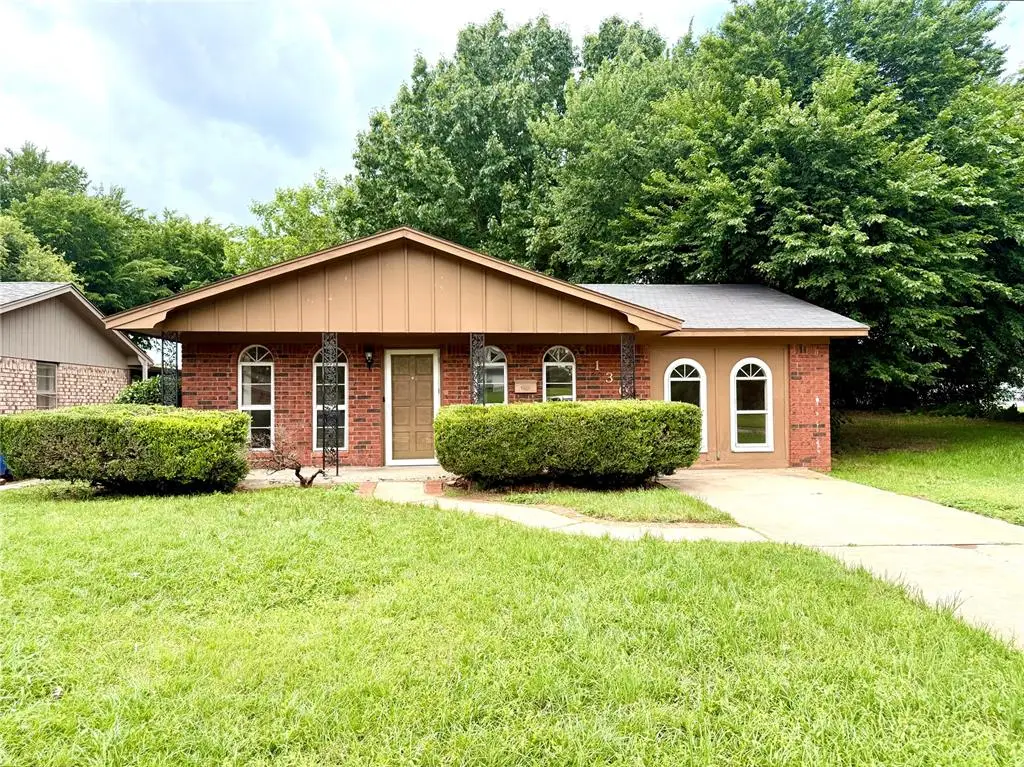 1306 S 2nd Street, Chickasha, OK 73018 - #1