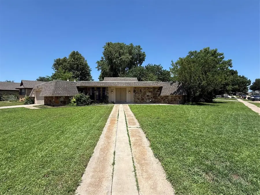1305 Quail Hollow Drive, Norman, OK 73072 - #2