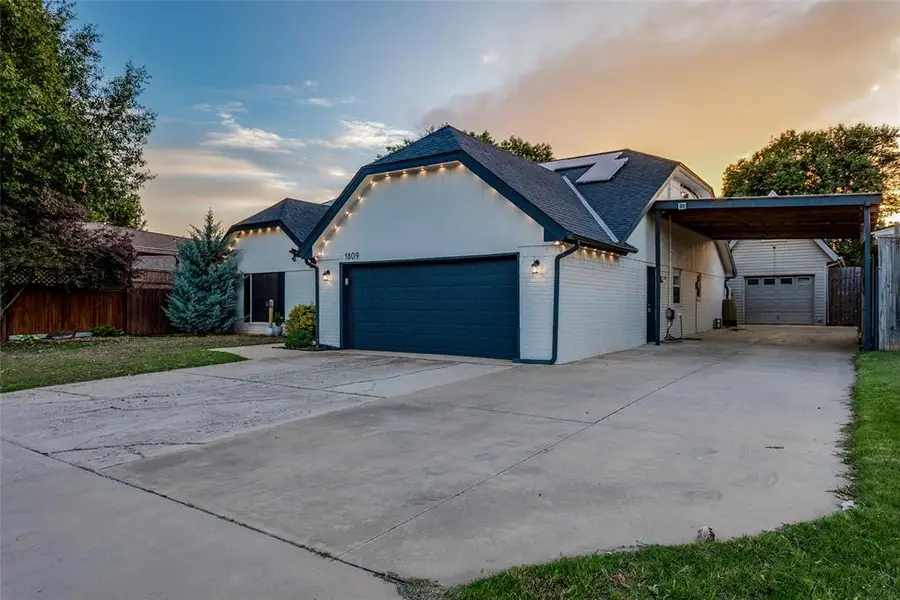 1809 Norwich Place, Yukon, OK 73099 - #2