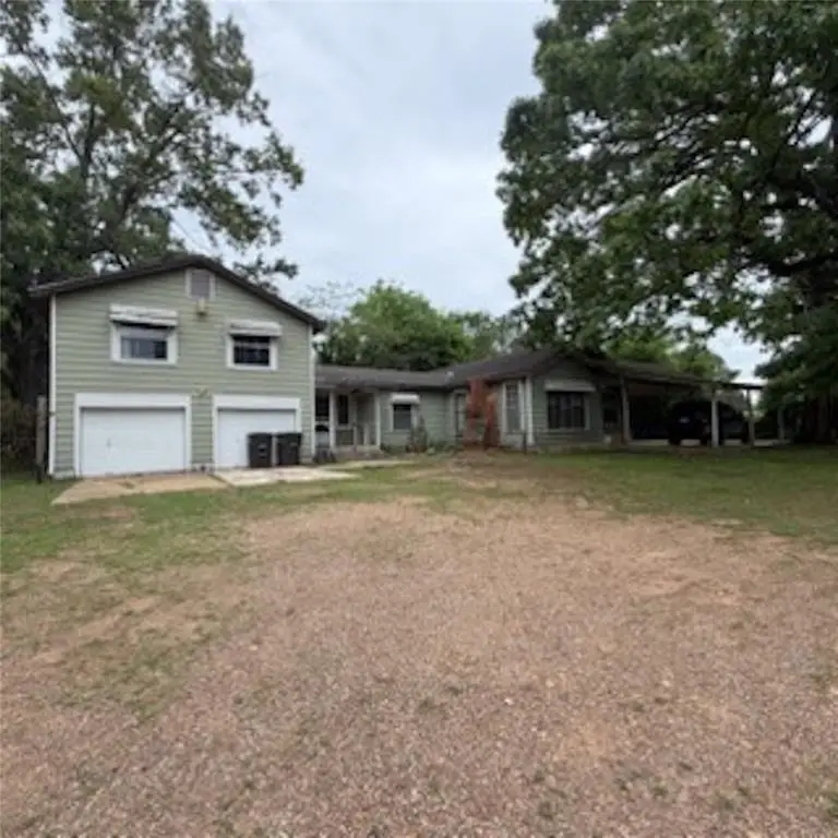 103 E Sherry Lane, Broken Bow, OK 74728 - #2