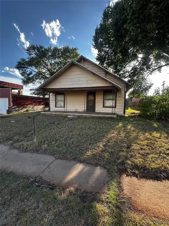 805 N 4th Street, Sayre, OK 73662