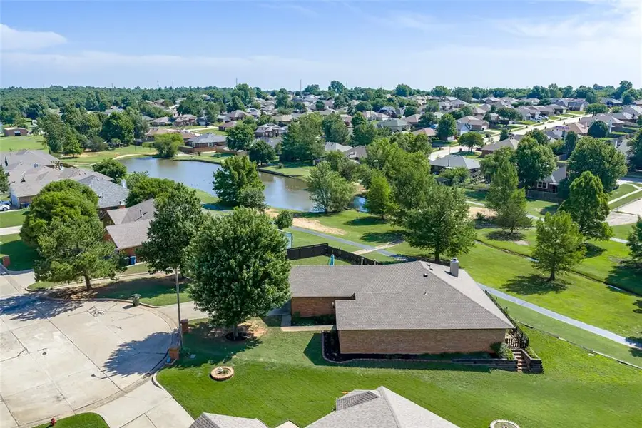 2024 Lakeside Drive, Midwest City, OK 73130 - #3