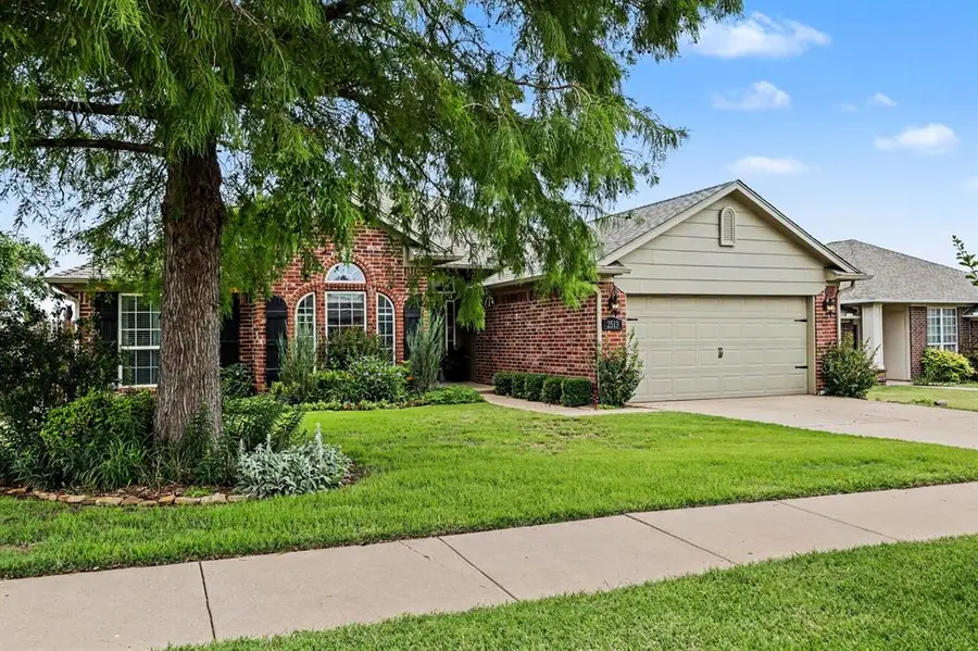 2513 Broadwell Oaks Drive, Norman, OK 73071 - #3