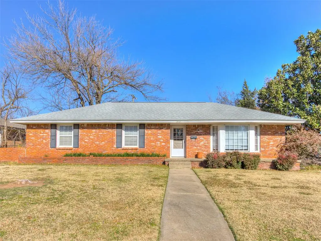 2601 Chaucer Drive, Oklahoma City, OK 73120 - #1