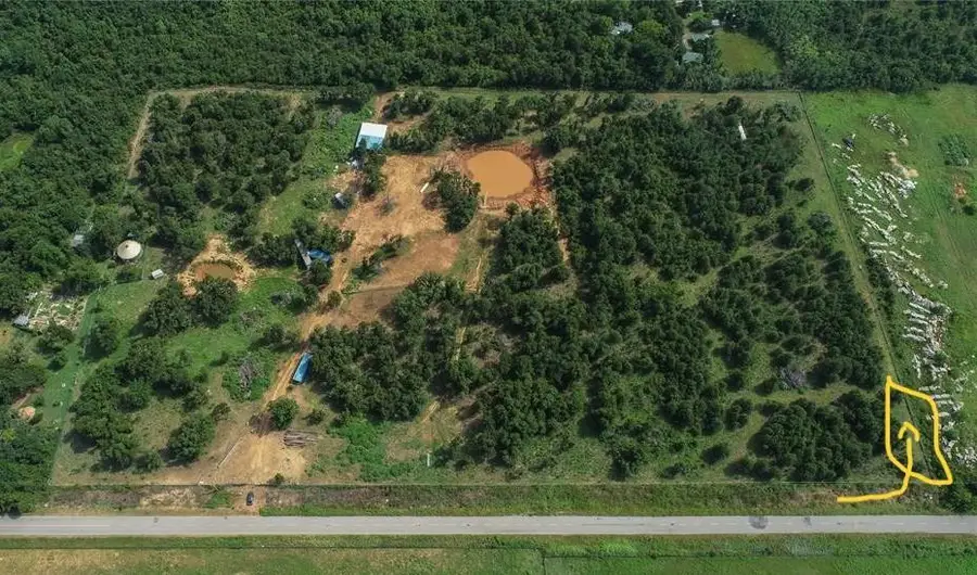 9802 E Wilshire Boulevard, Oklahoma City Southeast, OK 73121 - #2