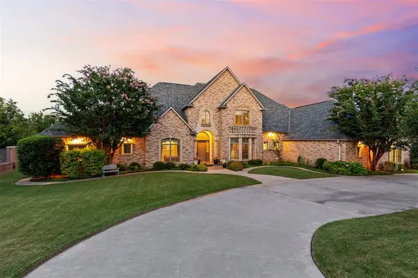 1217 Inverness Circle, Shawnee, OK 74801