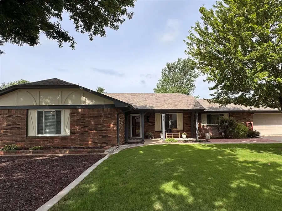 1005 Kathys Place, Elk City, OK 73644 - #3