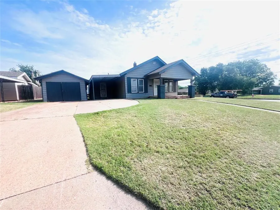 1101 W A Avenue, Elk City, OK 73644 - #2