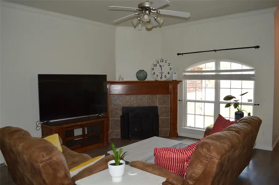 11600 SW 11 Street, Yukon, OK 73099 - #2