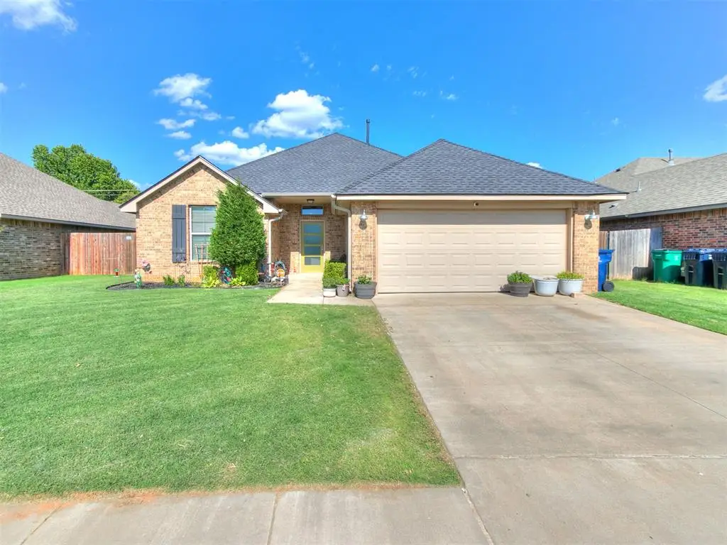 8912 Stacy Lynn Lane, Yukon, OK 73099 - #1