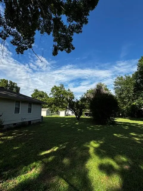 302 S 9th Street, Okemah, OK 74859 - #2