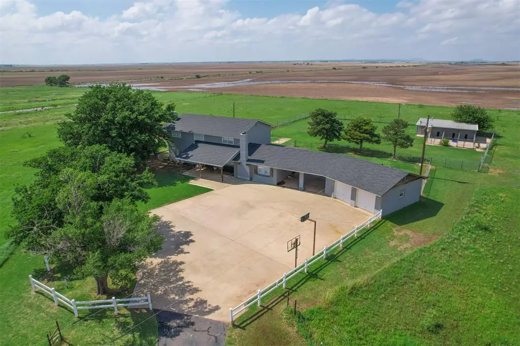 21145 Us Highway 62, Headrick, OK 73549 - #1