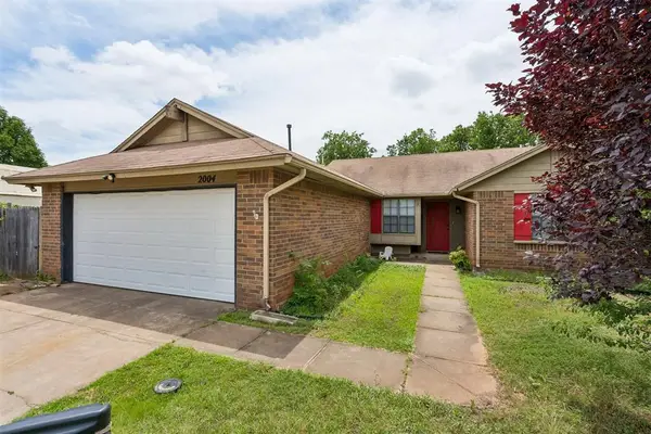 2004 Silver Fox Drive, Edmond, OK 73003