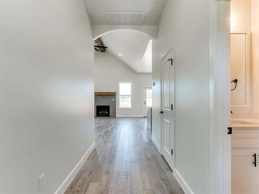 4433 Raymond Lane, Guthrie, OK 73044 - #2