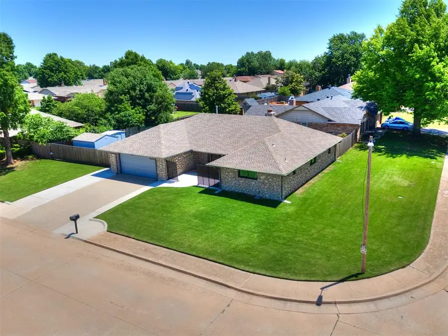 2504 W Vail Court, Yukon, OK 73099 - #3