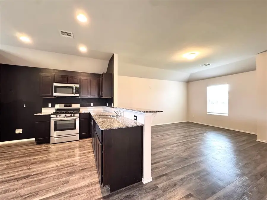 1914 Oak Tree Court, Shawnee, OK 74804 - #3