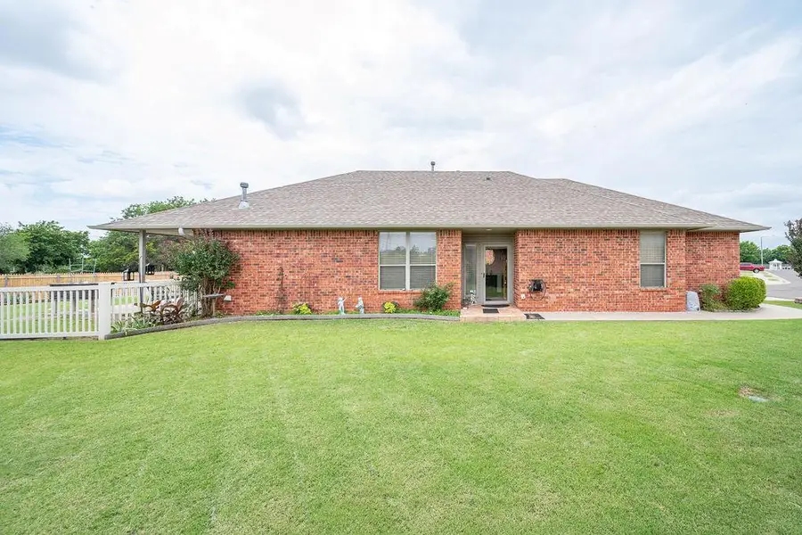 4 SW 92nd Place, Oklahoma City, OK 73139 - #3