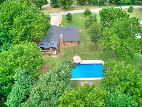 864 County Street 2979, Blanchard, OK 73010