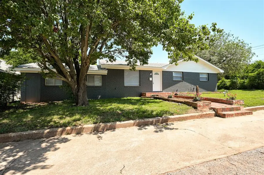 420 E 12th Street, Chandler, OK 74834 - #3